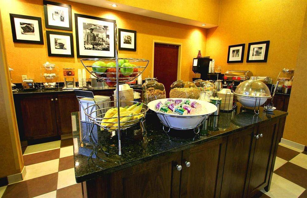 Hampton Inn Keokuk Екстер'єр фото
