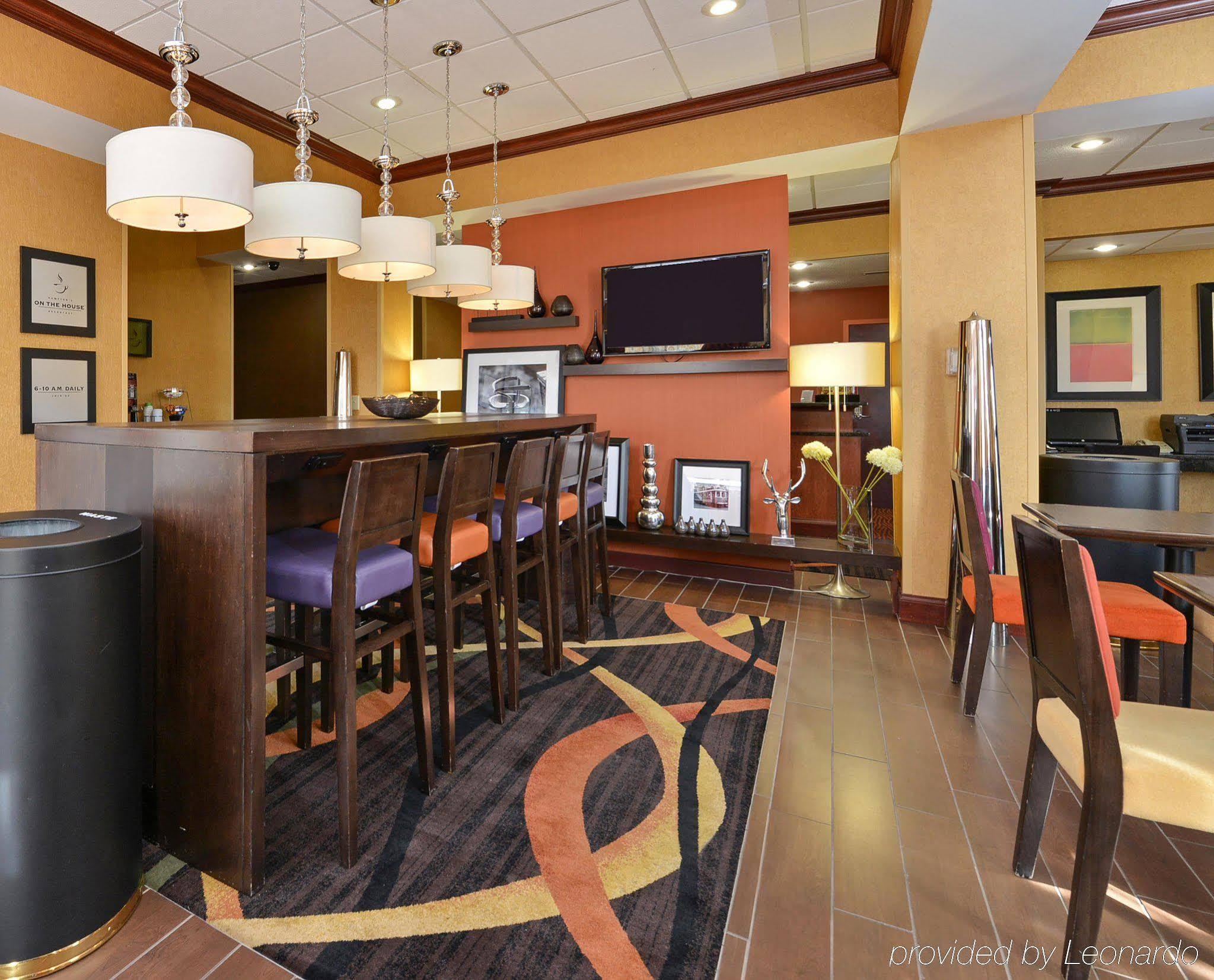 Hampton Inn Keokuk Екстер'єр фото