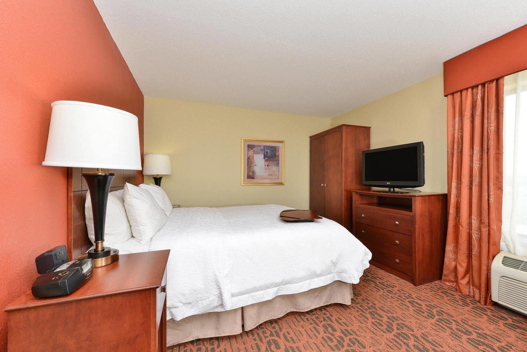 Hampton Inn Keokuk Екстер'єр фото