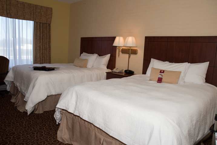 Hampton Inn Keokuk Екстер'єр фото